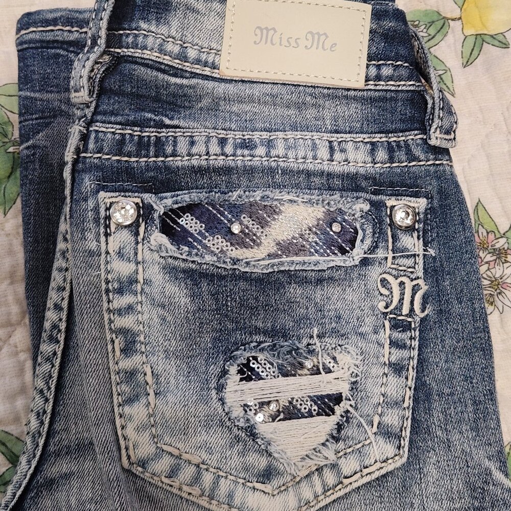 Miss Me - Bootcut Low Rise